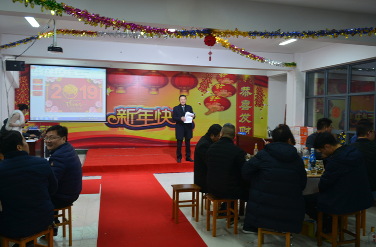 �ڲ�����Ϸ������(�й�)רҵ����,����Ϊ��