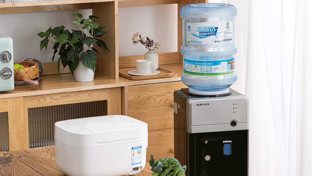 �ڲ�����Ϸ������(�й�)רҵ����,����Ϊ��